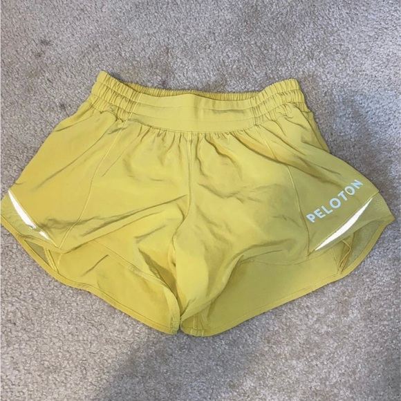 Lululemon Pelton Hotty How Low - Picture 1 of 3